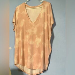 NEW With Tags Tye-Dye Express PINK and White Top​